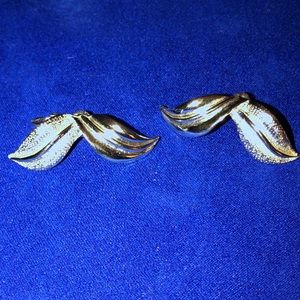 Coro Clip On Vintage Earrings